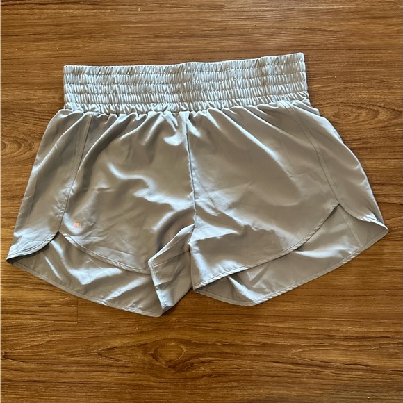 BE. Active - Gray Shorts - Like New Condition - Picture 2 of 5